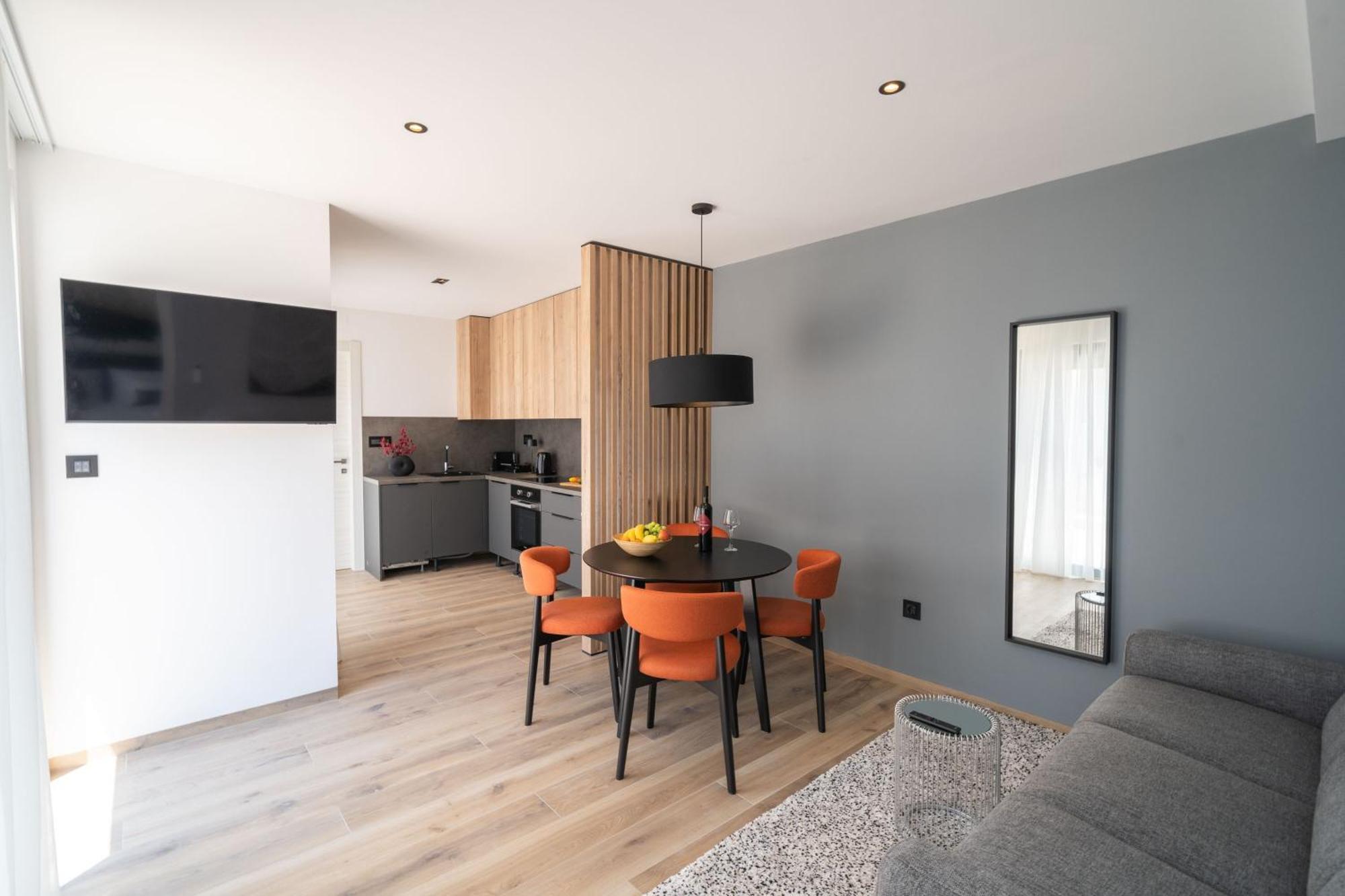 Royale Apartment *
