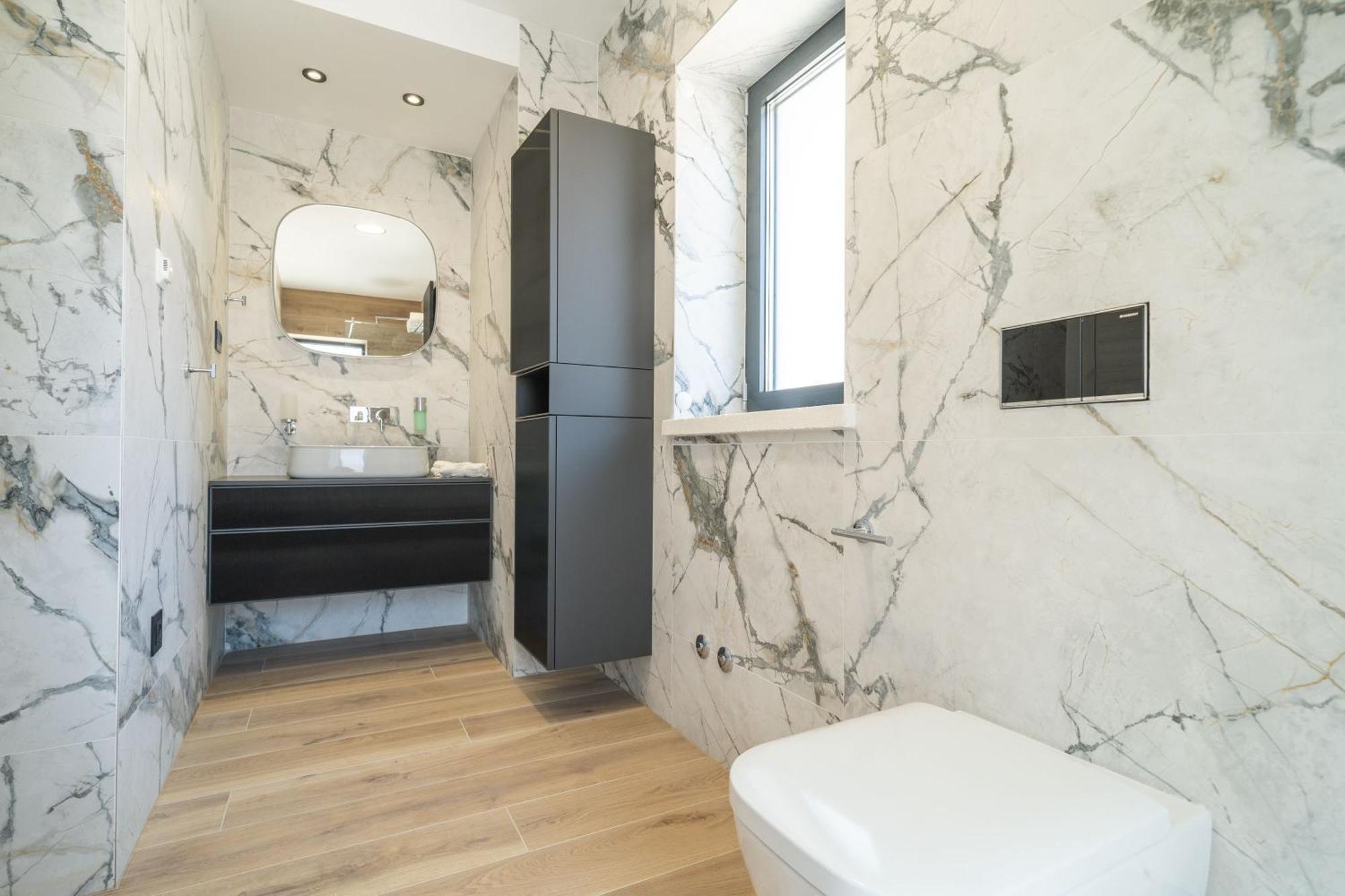 Royale Apartment *
