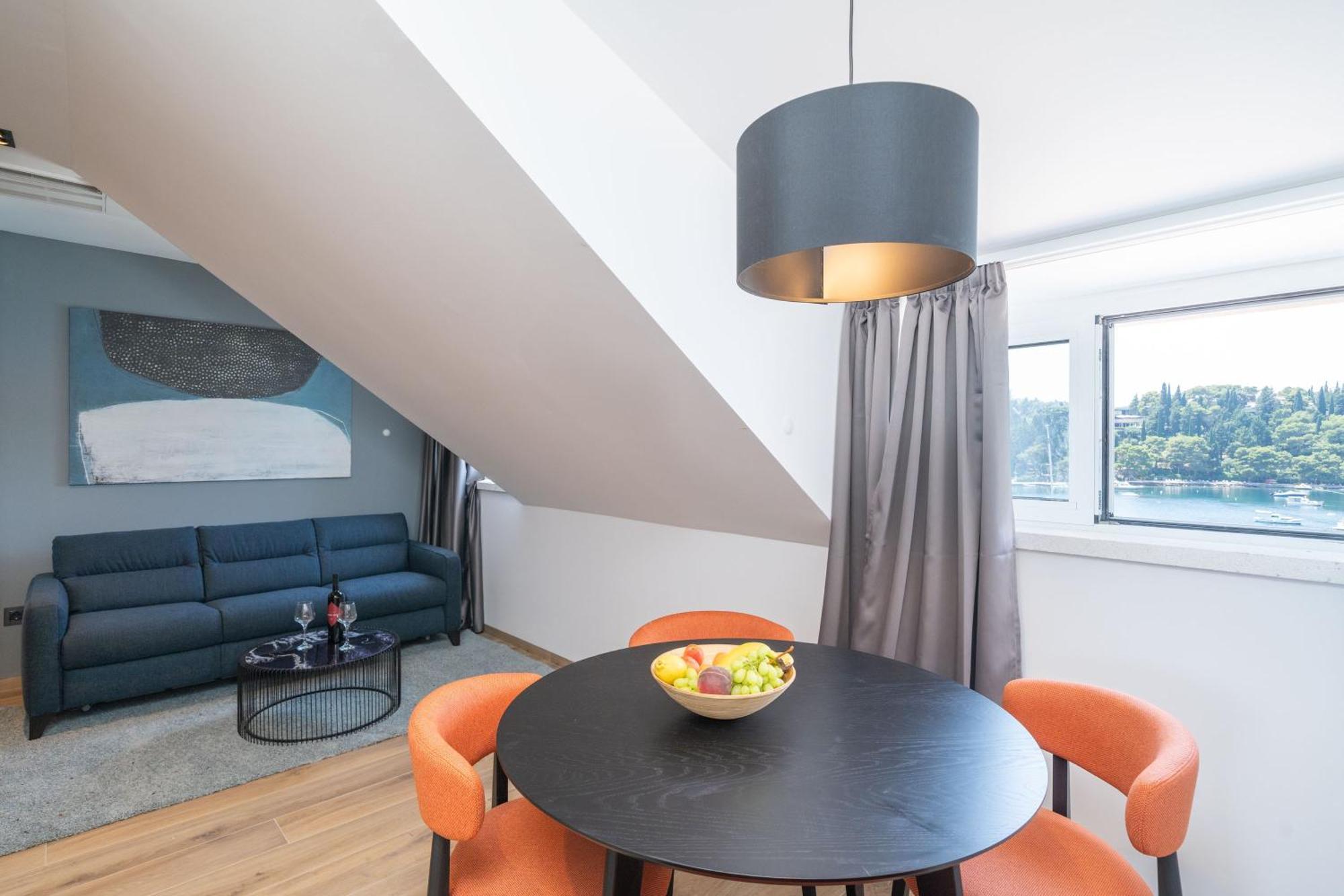 Royale Apartment *